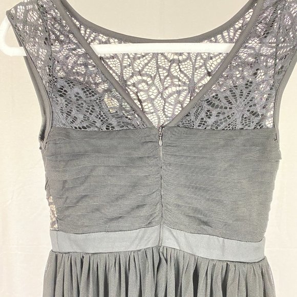 Eclipse Black Evening Cocktail Party Dress with Lace and Capped Sleeves - Picture 8 of 10